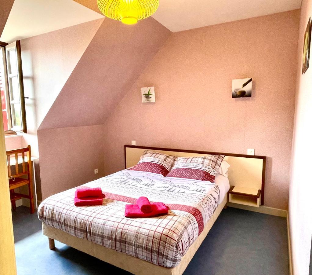 Auberge Le Beaulieu -Cantal Buitenkant foto